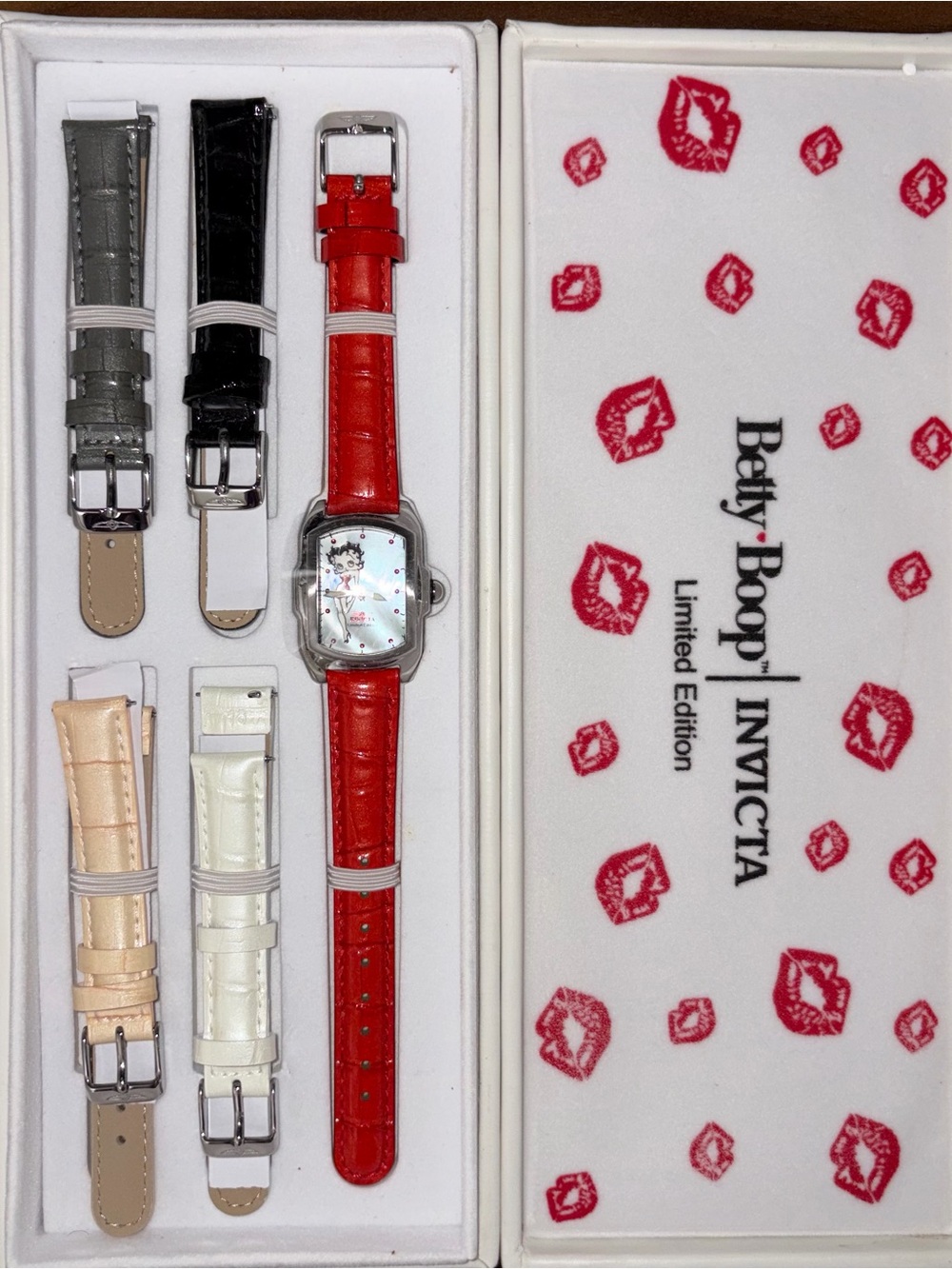 Invicta Betty Boop Limited Edition Watcg - Picture 2 of 4